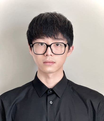Minglun Zhang